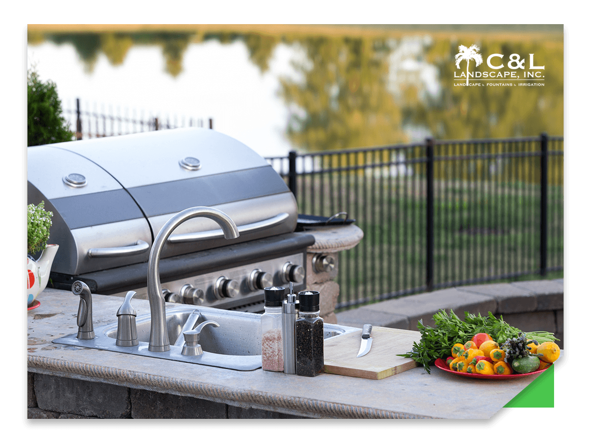 Outdoor kitchen area